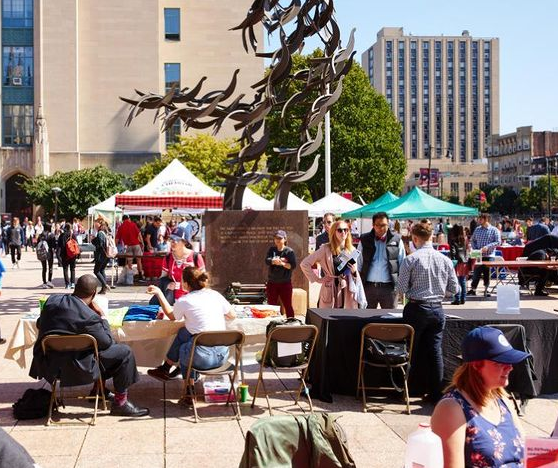 hoc bong uy thac dai hoc boston bac dai hoc