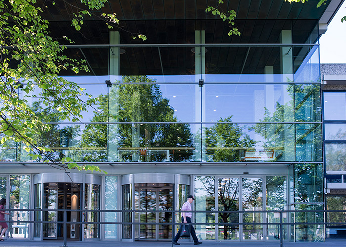 Học bổng toàn phần từ Vrijae University Amsterdam