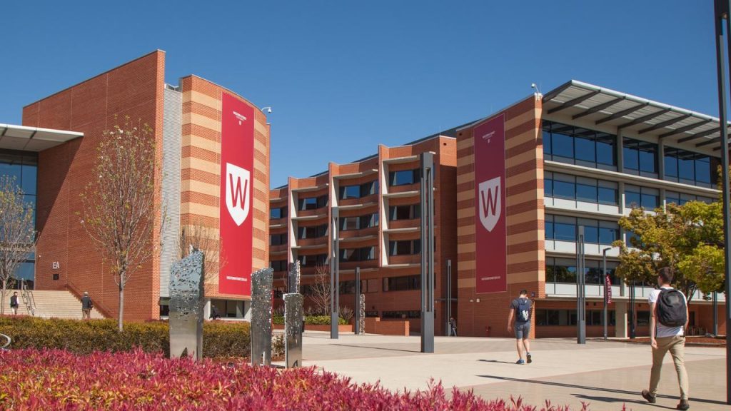 dai-hoc-western-sydney
