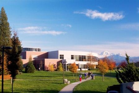 University of the Fraser Valley và 7 điều bạn cần biết