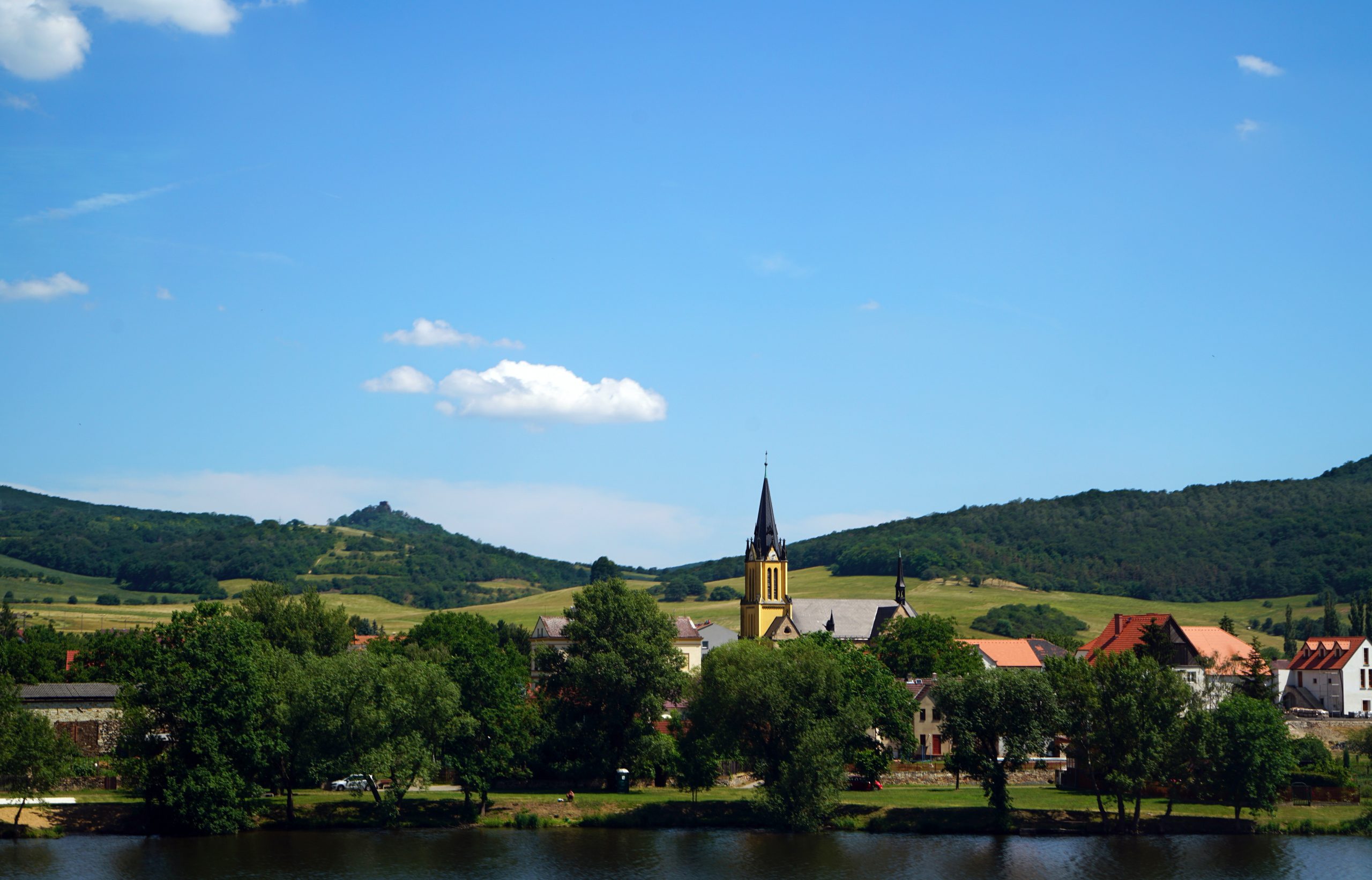 tim-photoguy-67BgLiylZM8-unsplash